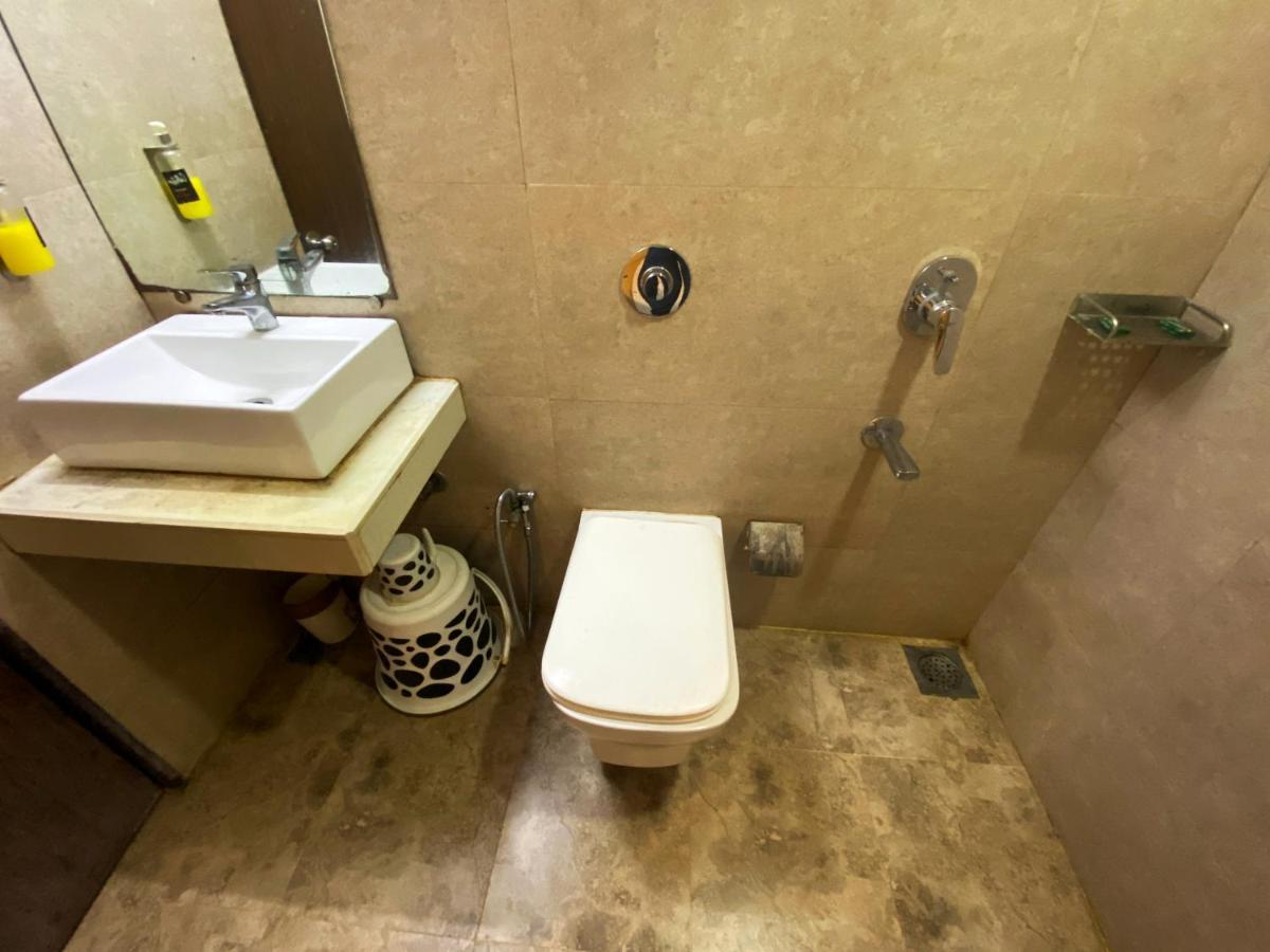 Hotel Pearl'S Bkc Inn- Near Trade Centre, Visa Consulate Mumbai Bagian luar foto